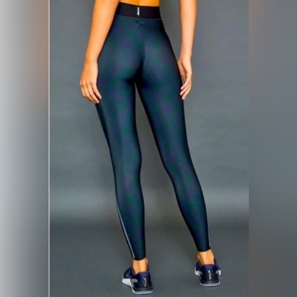 Ultracor M Green Plaid workout legging